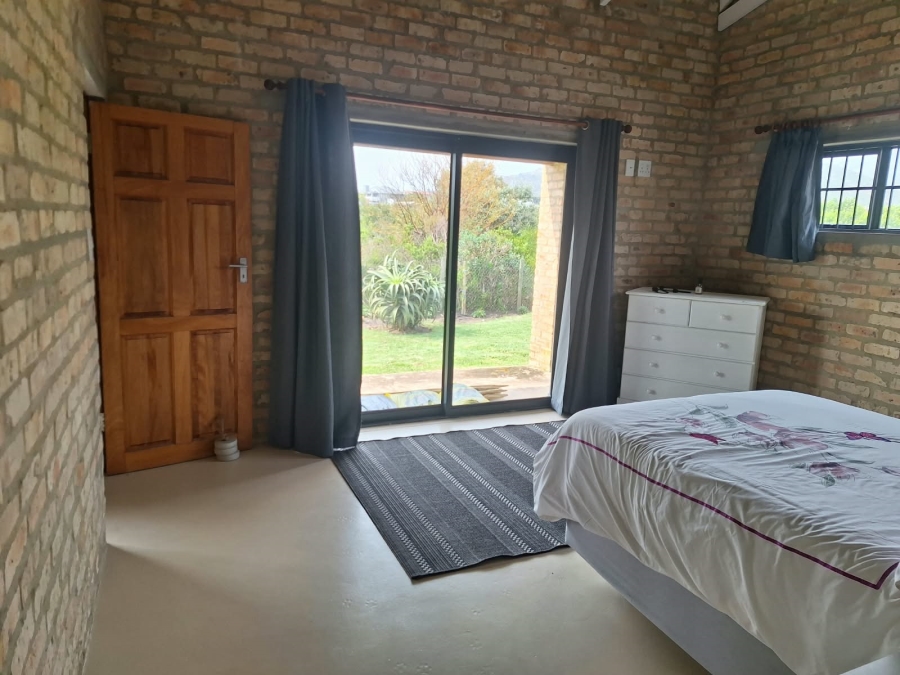 To Let 2 Bedroom Property for Rent in Pringle Bay Western Cape